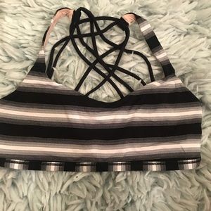 Lululemon Free To Be Wild Sports Bra Sz 8